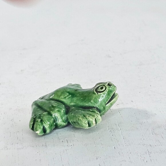 Vintage F Frazao Caldas Frog Miniature Figurine Majolica Pottery *Chipped* - Picture 4 of 8